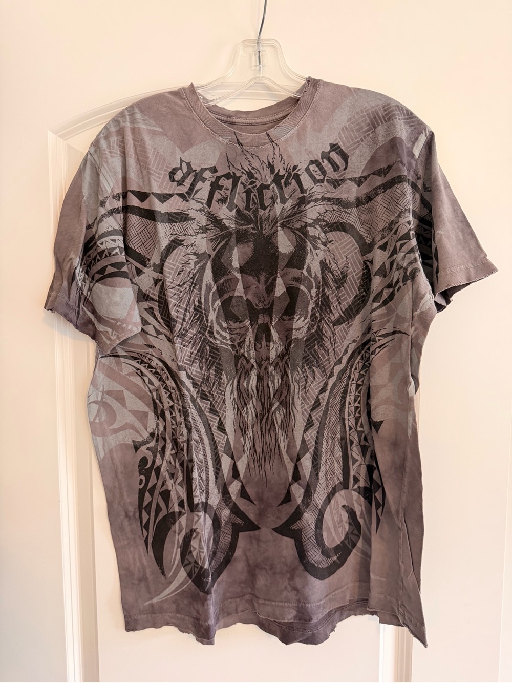 Affliction Gray & Black Tribal Skull Short-Sleeve Tee